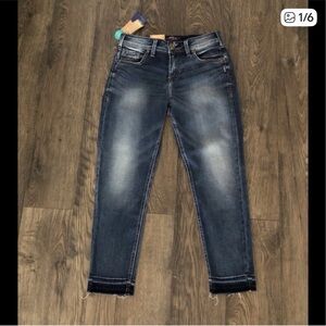 Women’s SILVER Avery CROP JEANS Size 29x24